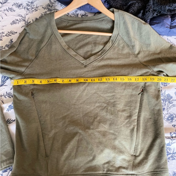 Lululemon • After Asana Pullover Sweatshirt Fatigue Green • size 6 - Picture 10 of 12